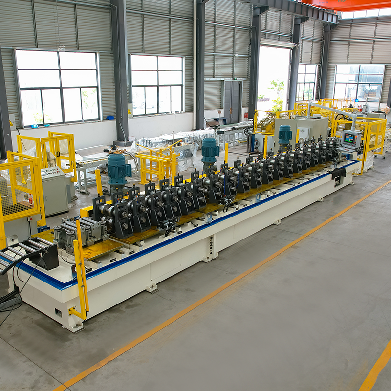 Machine de formage de rouleaux de canal de contrefiche | Spécifications, processus et données clés